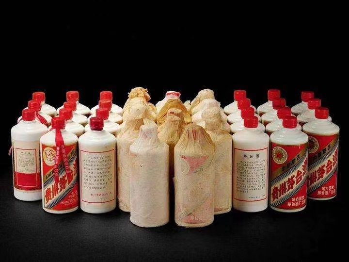 石城日照岚山回收酒价格哪里回收(附近上门回收茅台酒）?